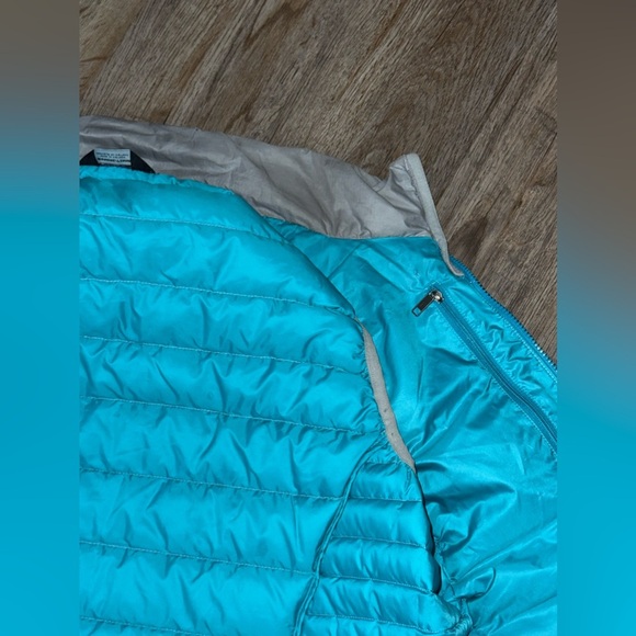 Patagonia • Goose Down Puffer Sweater Vest - Picture 13 of 13